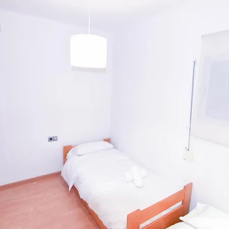 Touch The Sky Apartment L'Hospitalet de Llobregat Exterior photo